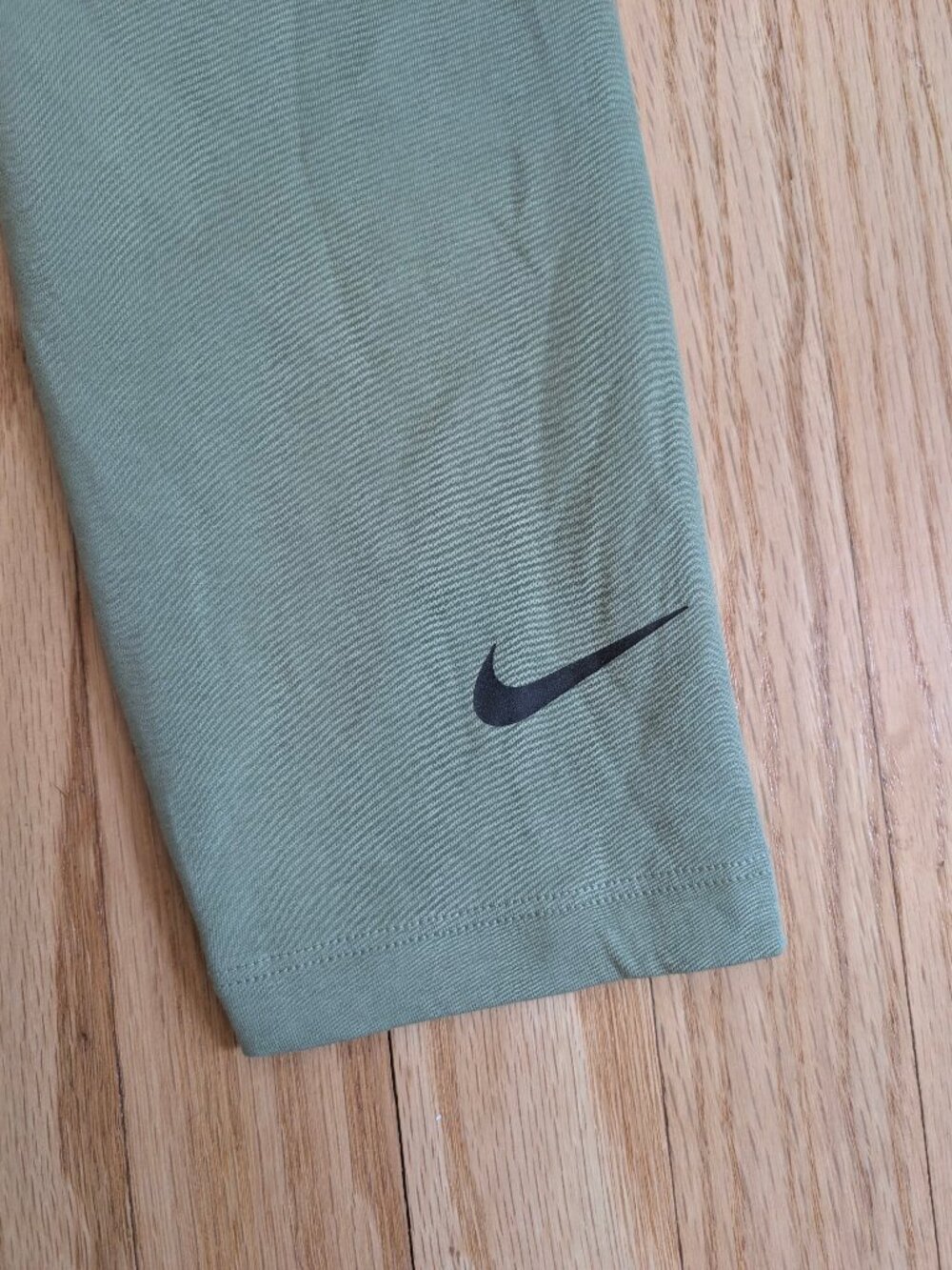 EUC Nike High Waisted 7/8 Medium Leggings cropped ankle running yoga pants Green - Picture 2 of 11